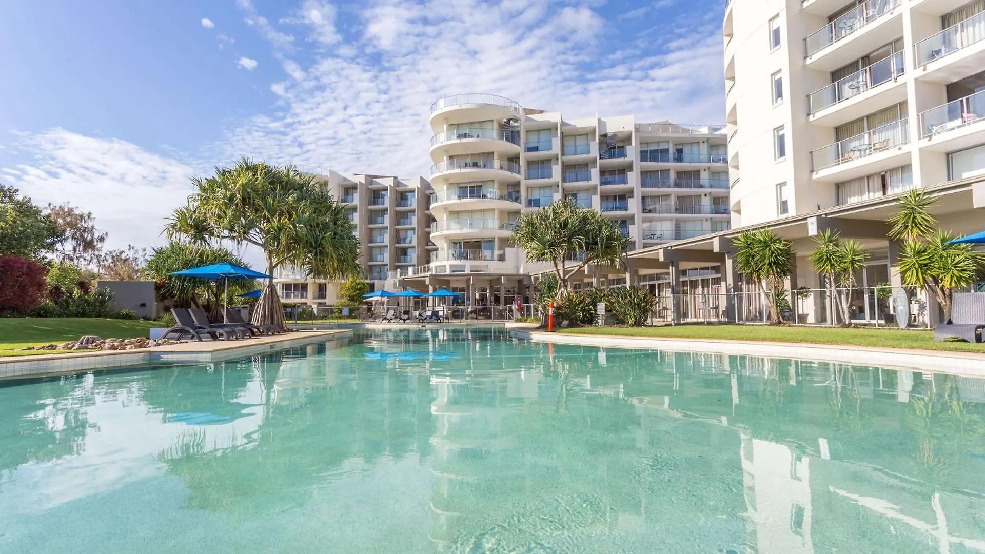 Ramada By Wyndham Marcoola Beach 4*,