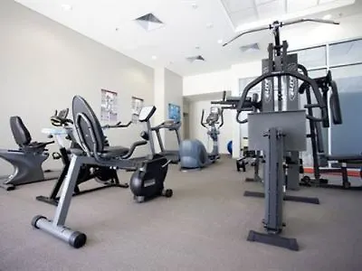 马库拉海滩华美达酒店 度假村